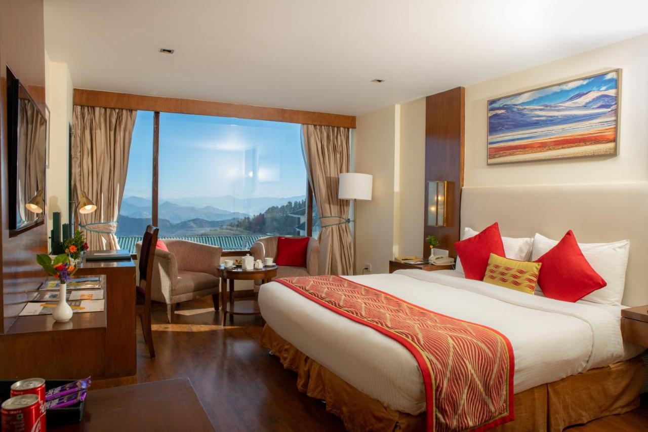 Royal Tulip Luxury Hotel, Kufri, Шимла Экстерьер фото